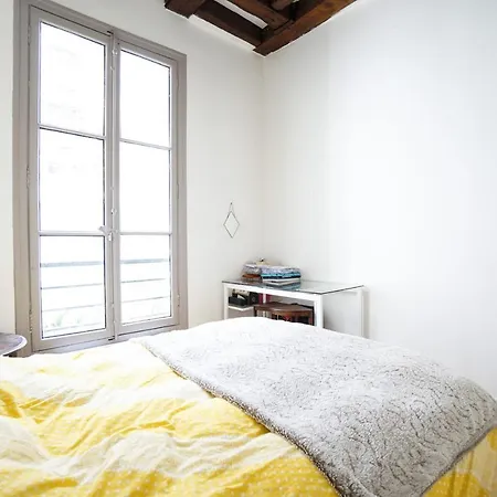 COSY apt in district Chaussée-d'Antin